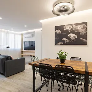 https://nuevo-estacion-central-playa-3-dorm-ac.1costadelsol.com